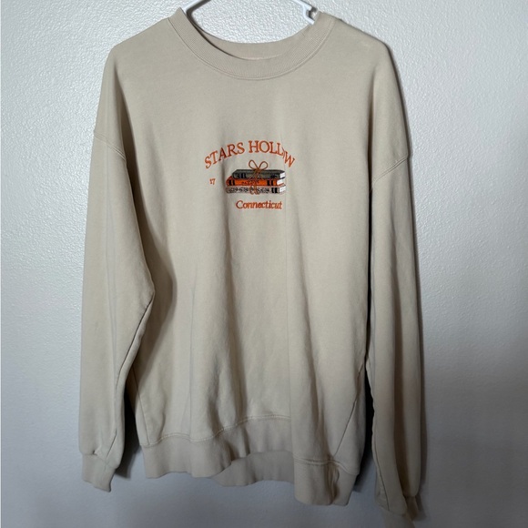 unknown Sweaters - Gilmore Girls Stars Hollow Embroidered Beige Sweater (no tag see measurements)